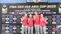 Timnas putri Indonesia meraih medali perunggu pada turnamen FIBA 3x3 U-18 Asia di Cyberjaya, Malaysia, Minggu (9/9/2018). (Bola.com/Yus Mei Sawitri)
