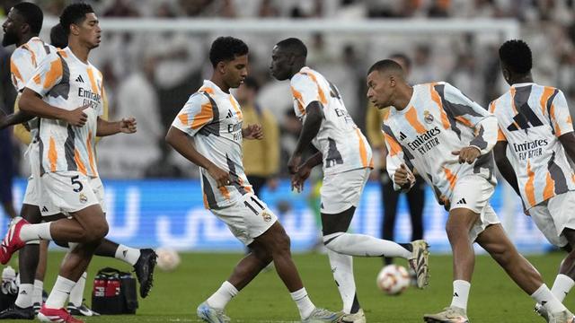 Ancelotti Menolak Menyalahkan Individu atas Kekalahan Madrid dari Barcelona: Tak Akan Menyebut Nama