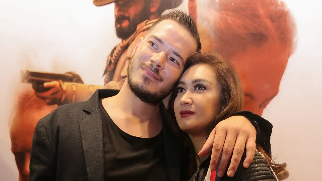 [Bintang] Nafa Urbach dan Zack Lee