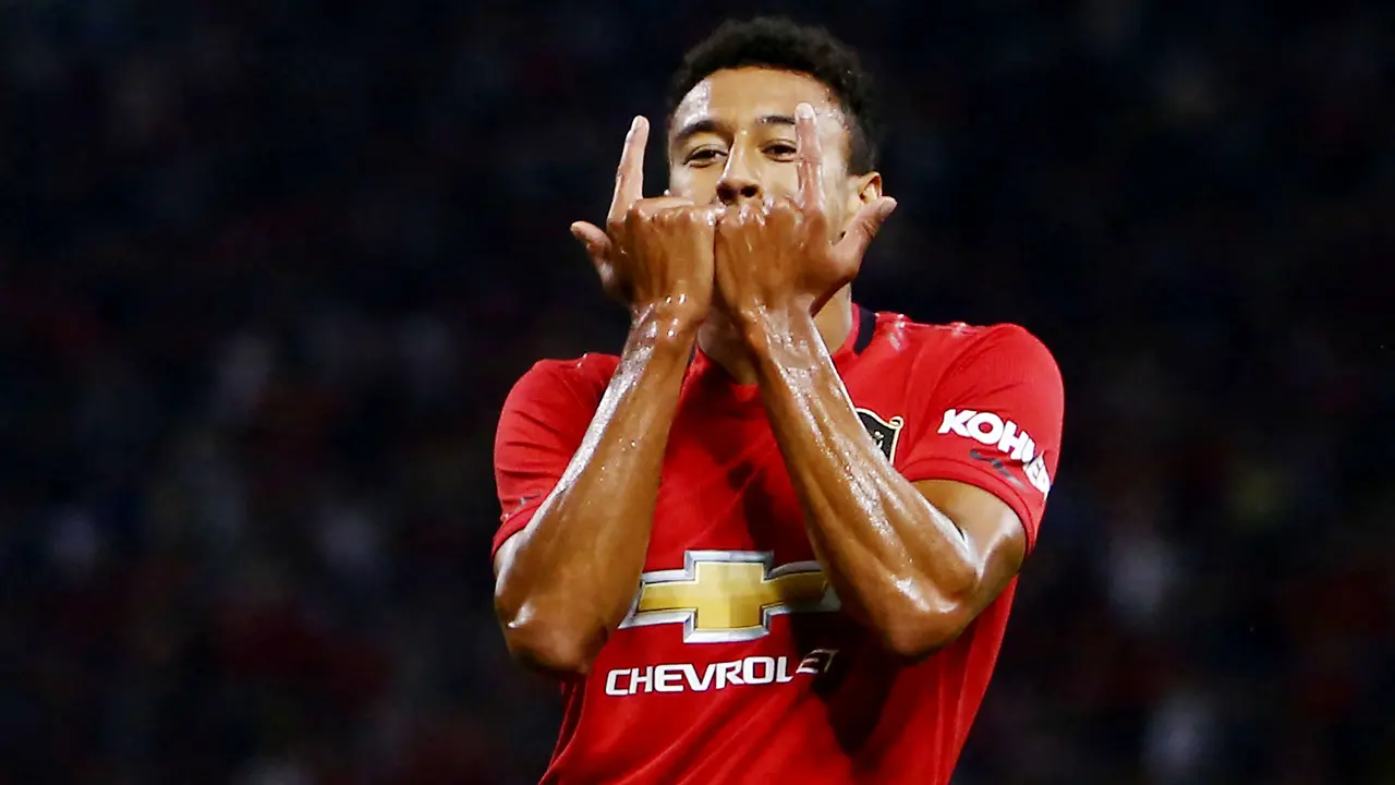 Foto: 6 Pemain yang Pernah Berseragam West Ham dan Manchester United