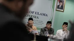 KH Maruf Amin (kiri) menyebutkan kejahatan narkoba sudah merisaukan kehidupan generasi muda sudah sepantasnya mendapatkan hukuman yang terberat, yaitu mati, Jakarta, Selasa (3/3/2015). (Liputan6.com/Faizal Fanani)