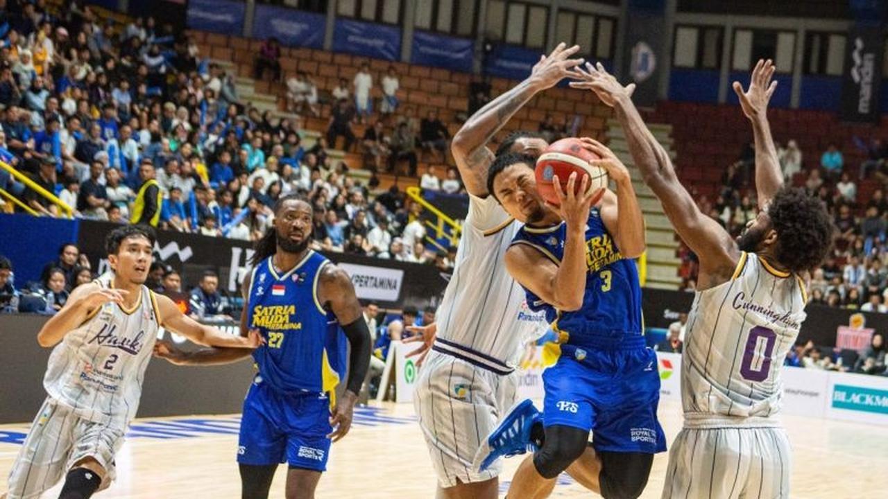 Yudha Saputera Pimpin Satria Muda Taklukkan Tangerang Hawks di IBL Bandung