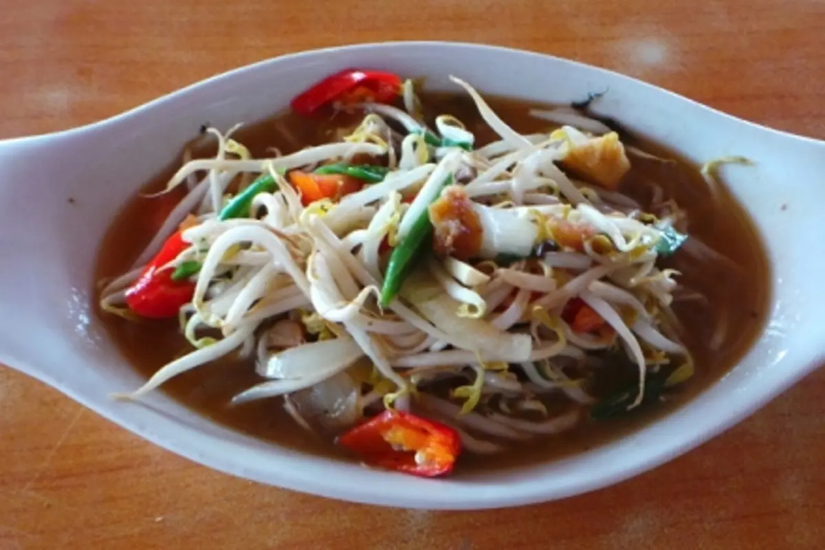 Cara Mudah Masak Tauge Cah Ikan Asin untuk Makan Siang