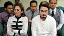 Ekspresi cinta Penelope dan suaminya, Donny Hermawan ketika sidang cerai perdana mereka di Pengadilan Agama Jakarta Timur, Selasa (9/6). Sebelumnya, Cinta dan Donny melangsungkan pernikahan pada 6 Juni 2014 lalu. (Liputan6.com/Panji Diksana)