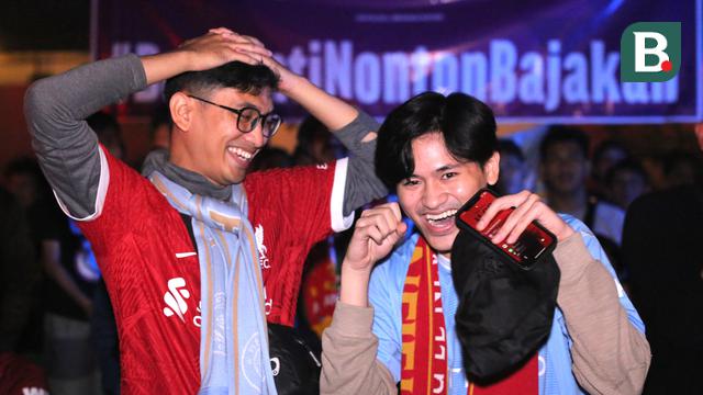 Foto: Seru dan Menegangkan, Roaring Night Liverpool Vs Man City Jadi Ajang Adu Chant Kedua Suporter