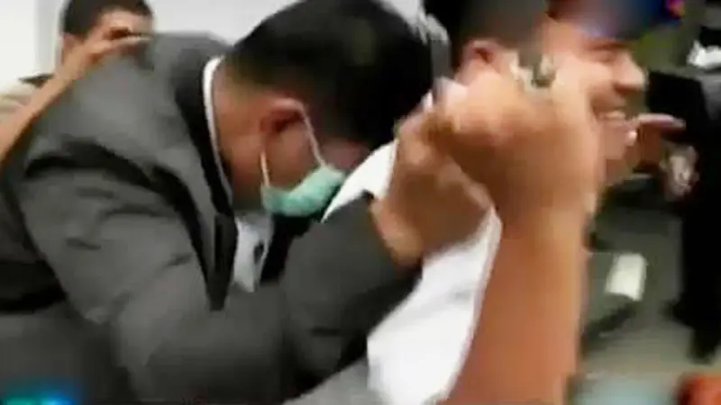 VIDEO: Tekad Purna, Pilot Citilink yang Mabuk Diperiksa BNN