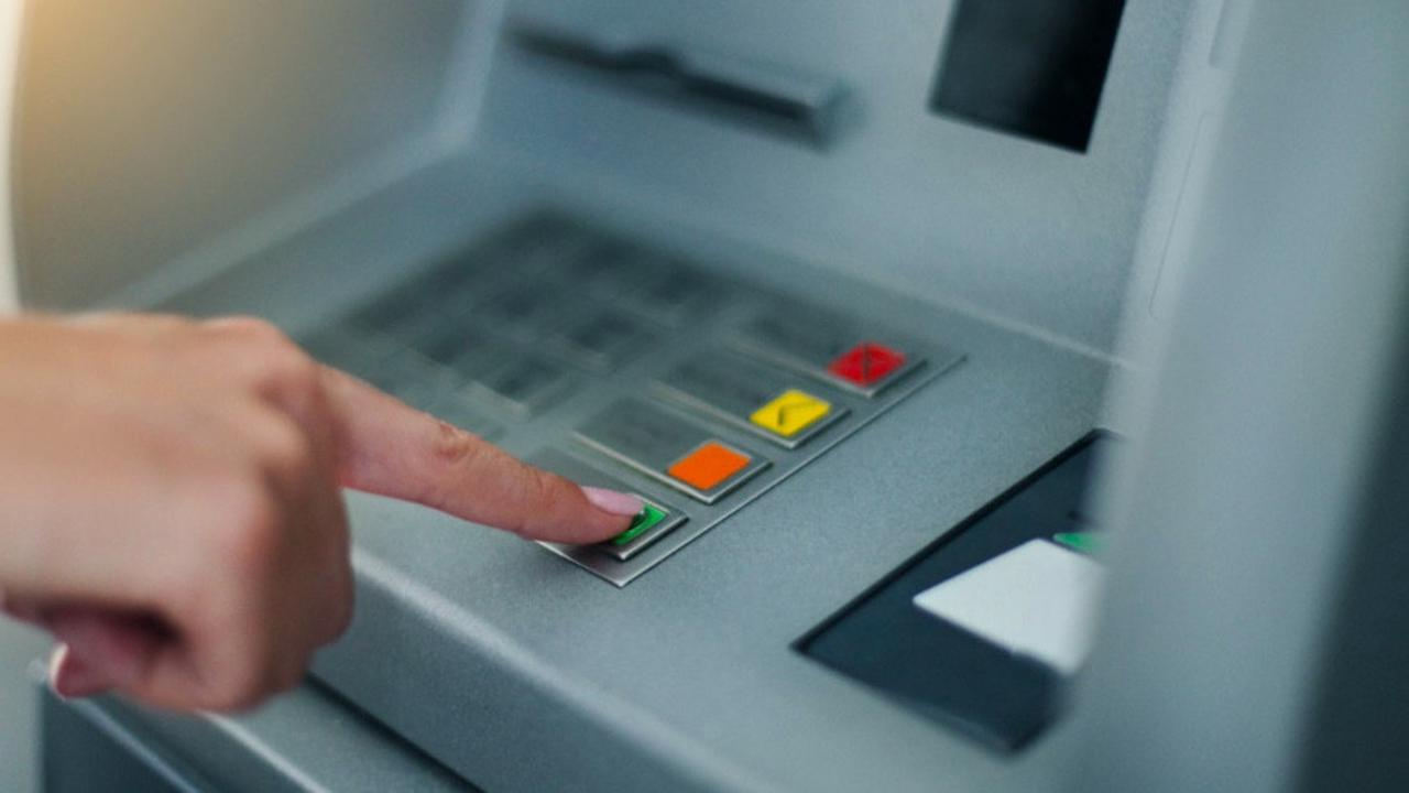 Pencuri Modus Ganjal ATM Beraksi di Tangsel, Rp107 Juta Raib