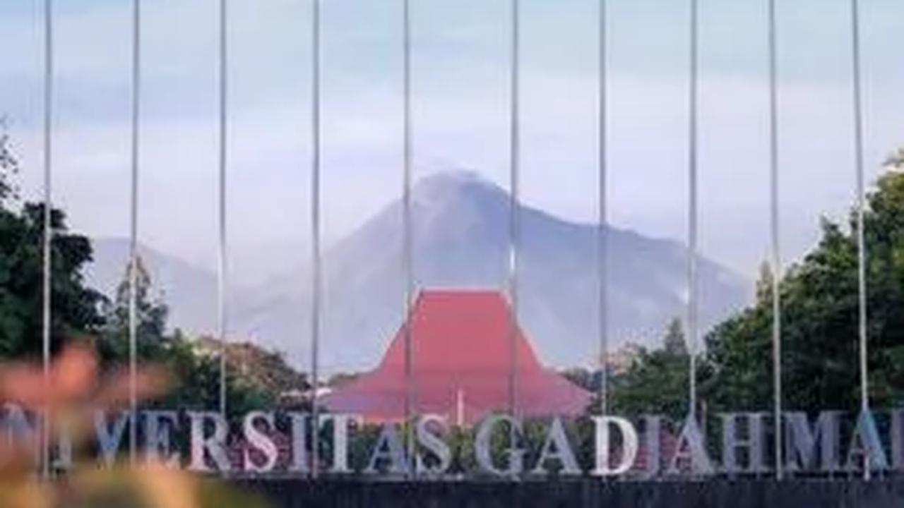 Menanggapi hal itu Sekretaris UGM Andi Sandi angkat bicara. Andi menuturkan pihaknya telah melakukan koreksi pada unggahan itu.