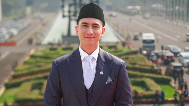 Verrell Bramasta saat pelantikan anggota DPR 2024-2029. (Istimewa)