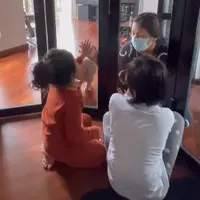 Sharena Delon terpisah dengan anaknya (Instagram/mrssharena)