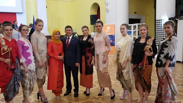 Perayaan HUT Kemerdekaan RI digelar di Gedung Kyiv State Administration Column Hall ini merupakan yang pertama kali digelar KBRI Kyiv. (Istimewa)