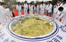 Bikin nasi goreng terbesar di dunia, China gagal raih rekor Guinness