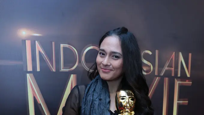 [Bintang] Ine Febriyanti