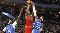 Pemain Bulls DeMar DeRozan menjadi bintang kemenangan atas Bucks di lanjutan NBA (AP)