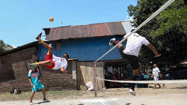 Menyambut HUT Kemerdekaan ke 78 RI, sukarelawan Gerakan Panrannuangku Takalar Dukung Ganjar mengadakan lomba takraw. (Istimewa)
