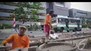 Pembuatan saluran tersebut untuk mengatisipasi genangan air yang seringkali mengakibatkan banjir, Jakarta, Senin (11/8/2014) (Liputan6.com/Faizal Fanani)