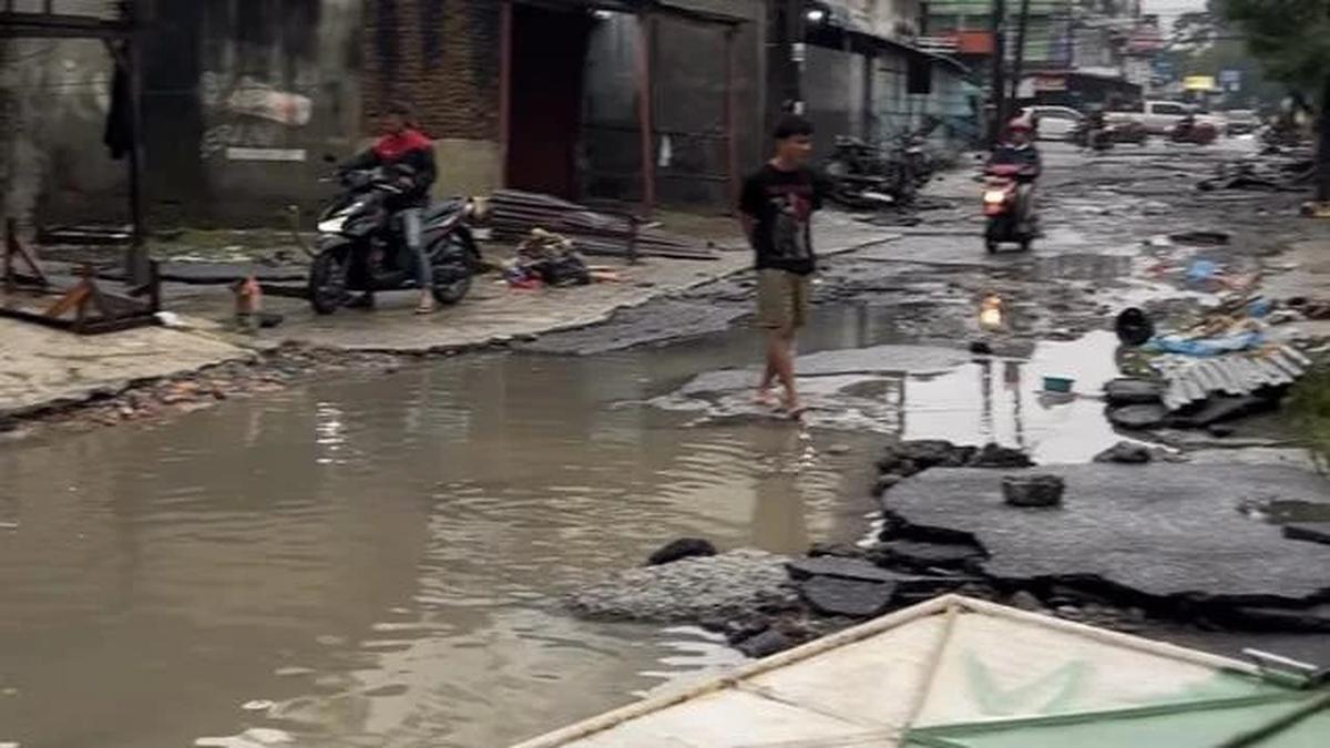 Banjir Medan Surut, Keluhan Warga Bermunculan: Kami Evakuasi Mandiri, Tak Ada Bantuan Pemerintah