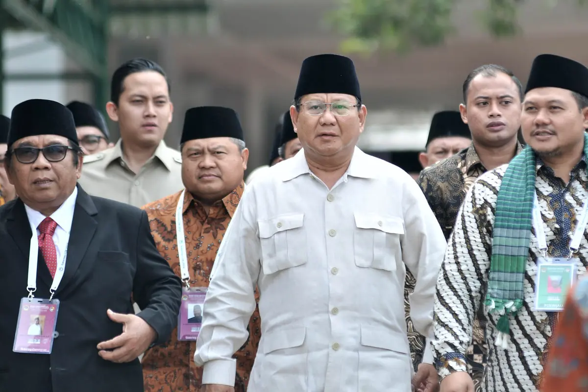Kehangatan Prabowo Subianto Saat Hadiri Rakernas LDII