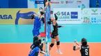 Meski hanya bermain tiga set, Timnas bola voli putri Indonesia mampu memberi perlawanan sengit, khususnya di dua set awal, meskipun akhirnya harus mengakui keunggulan Thailand 0-3 (24-26, 24-26, 20-25) pada laga putaran pertama SEA V League 2023 di Vinh Phuc Gymnasium, Hanoi, Vietnam, Jumat (4/8/2023). Ratri Wulandari dkk akan menghadapi tuan rumah Vietnam pada laga kedua yang akan digelar hari ini, Sabtu (5/8/2023) di tempat yang sama. (Dok. SEA V League 2023)