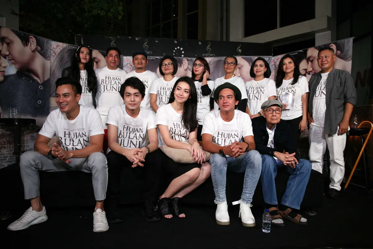 [Bintang] Preskon film Hujan Bulan Juni