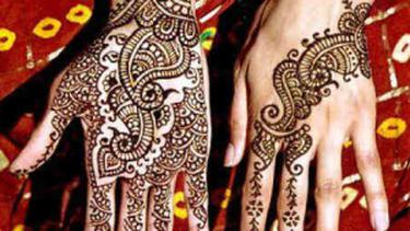 13 Gaya Desain Henna Arab Untuk Pernikahan Wanita Muslimah Fashion Fimela Com Saya, mewakili dari keluarga besar calon pengantin pria, kang ahmad, bermaksud ingin menyampaikan beberapa hal. 13 gaya desain henna arab untuk