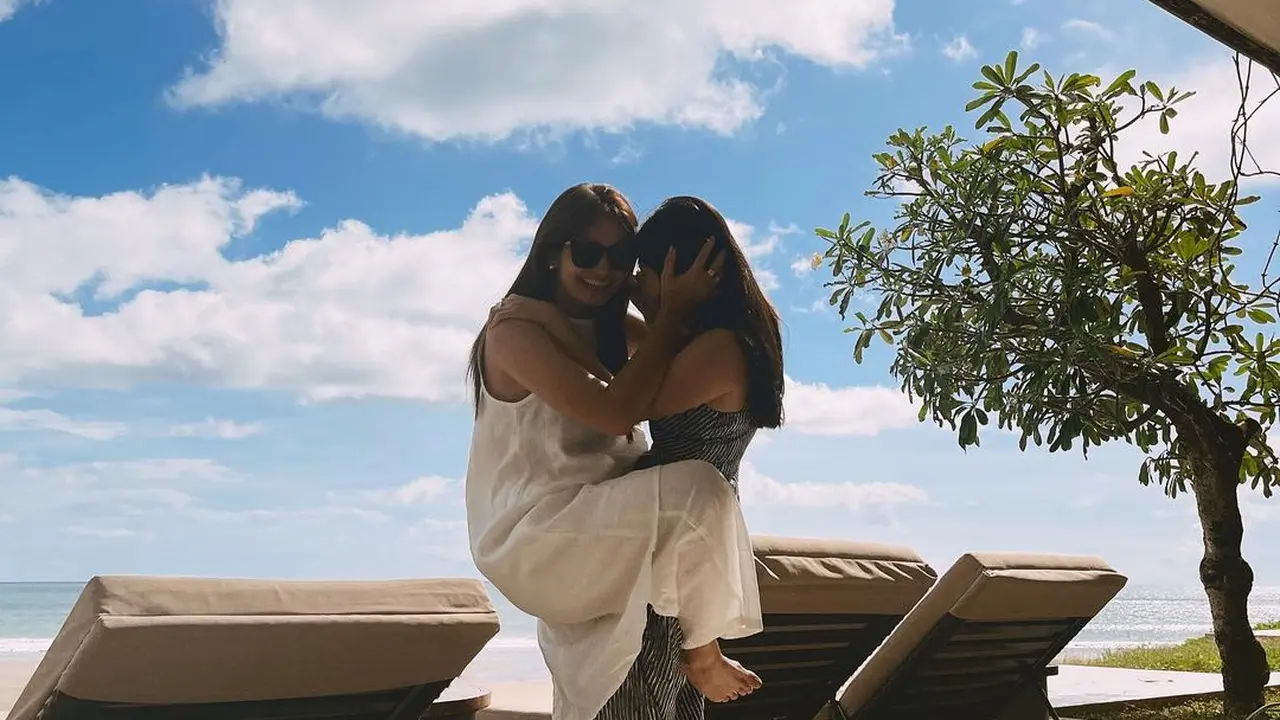6 Momen Seru Enzy Storia Bareng Jessica Mila Agnesia Liburan ke Bali