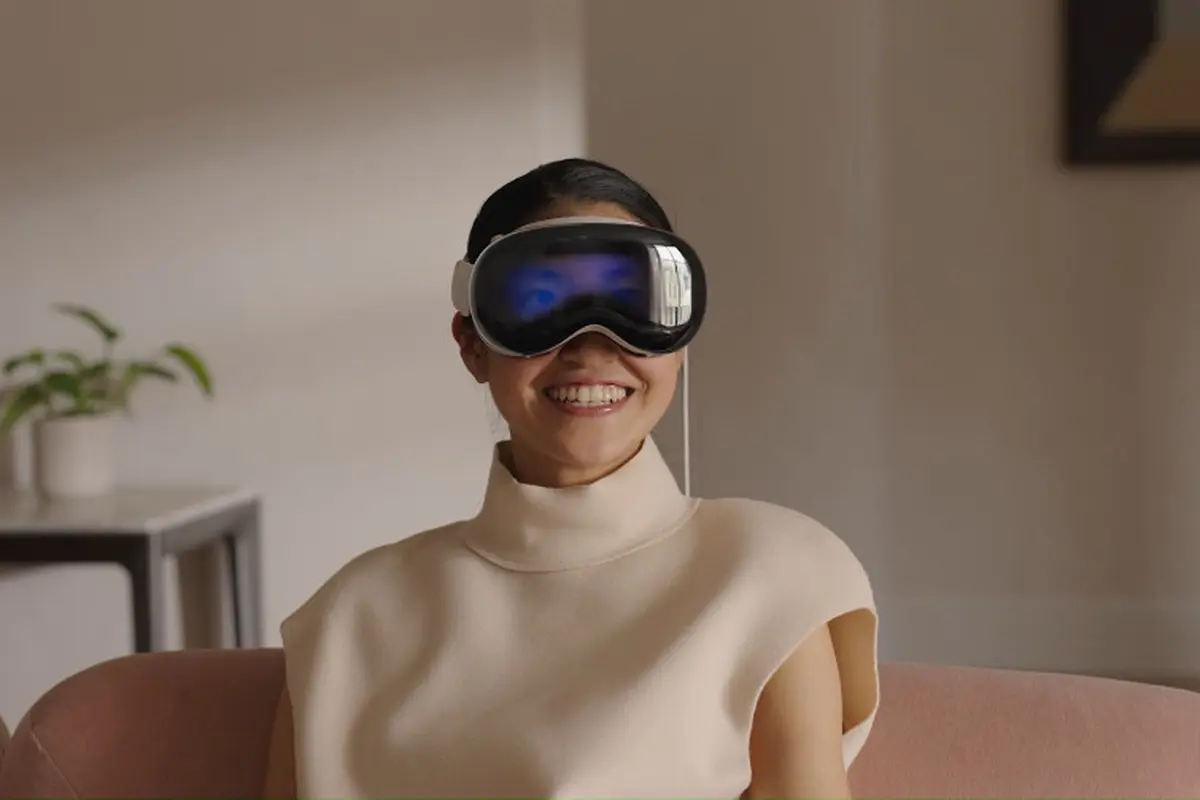 Apple Vision Pro (Apple)