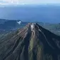 Gunung Ebulobo terletak di bagian selatan dari Kabupaten Nagekeo di Pulau Flores NTT. (Dok: Instagram @puturandy)