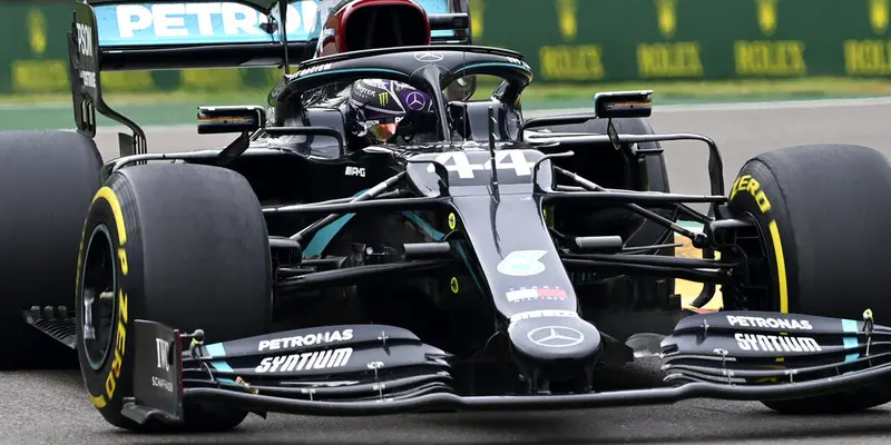 FOTO: Lewis Hamilton Juara F1 GP Emilia Romagna 2020