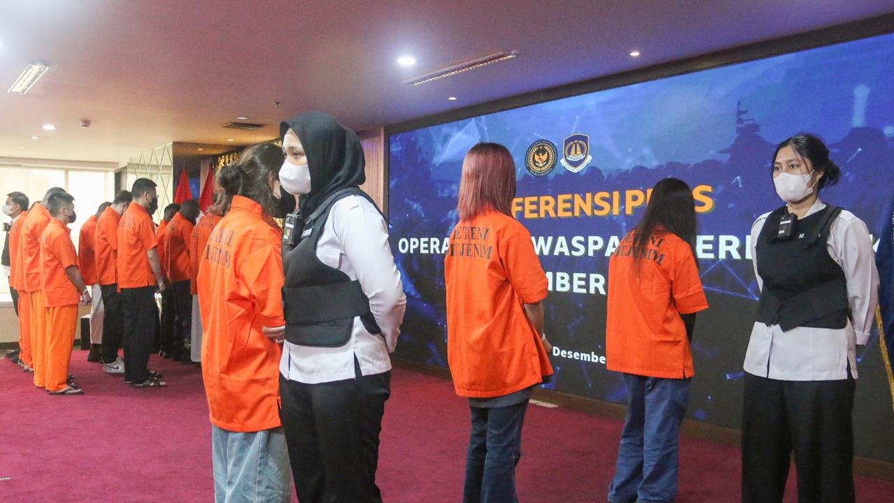 FOTO: Ratusan Warga Negara Asing Terjaring Operasi Wirawaspada 2025