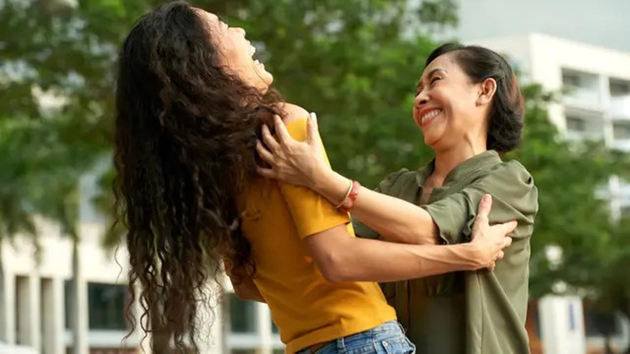 5 Dampak Terhadap Kesehatan Mental Anak Bila Jadi Ibu yang Terlalu Kritis