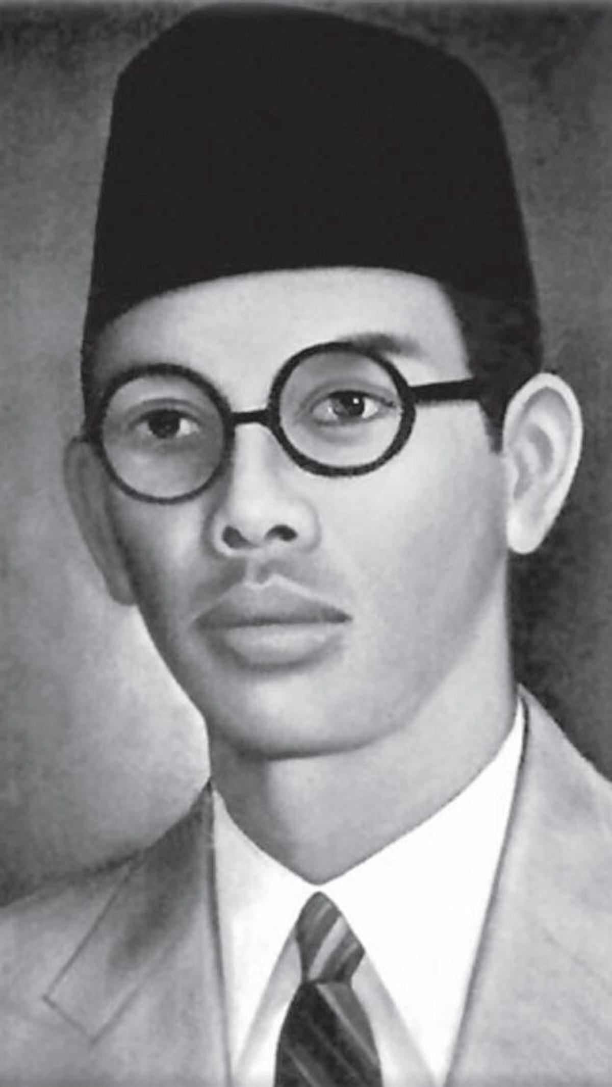 50. "Bangunlah dengan tekad yang kuat, berjuanglah dengan semangat yang membara, dan raihlah cita-cita dengan keberanian dan ketekunan."