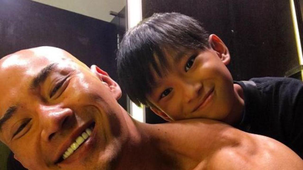 Deddy Corbuzier dan Azka