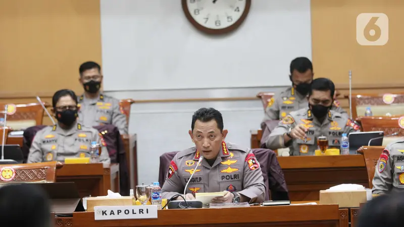 Kapolri raker dengan komisi III