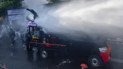 Ricuh Warnai Eksekusi Lahan Hotel Sultan