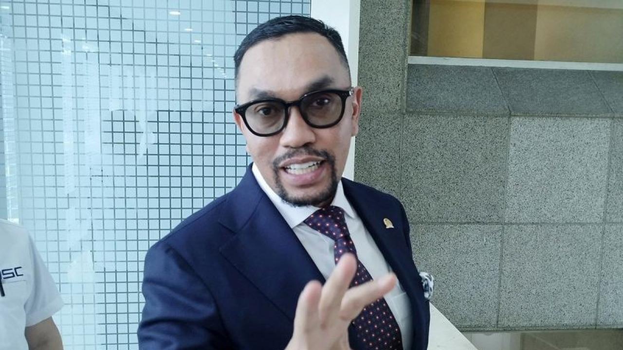 NasDem Skors Anggota DPR Ahmad Sahroni dan Nafa Urbach Pasca Protes Publik