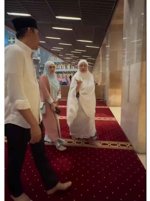 6 Potret Celine Evangelista Bertemu Menteri Agama Nasaruddin Umar, Ikut Kajian