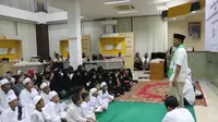 Maybank dan IZI Gelar Buka Puasa Bersama 100 Yatim