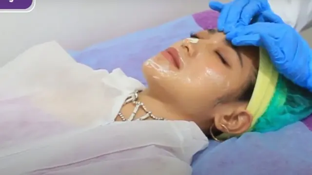 Salah satu selebritis Ibu Kota, Jessica Iskandar saat treatment di Klinik Jasper Skincare beberapa waktu lalu. (Foto: Dok. Tim Jasper Skincare)