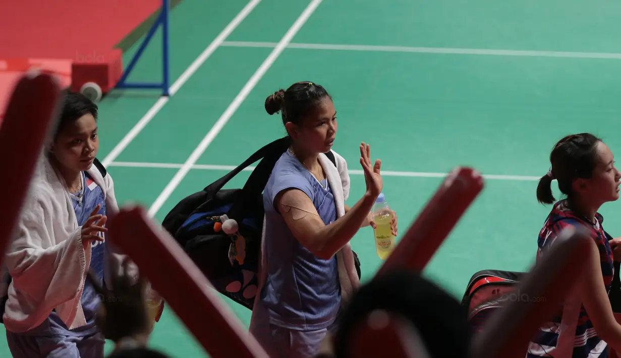 Greysia Polii/Apriyani Rahayu melaju ke semifanal usai kalahkan  Chae Yoo-jung/Hye Rin-kim pada ajang Daihatsu Indonesia Master 2018 Kamis (26/1/2018). Greysia/Apriyani menang 21-16,21-15 (Bola.com/Nick Hanoatubun)