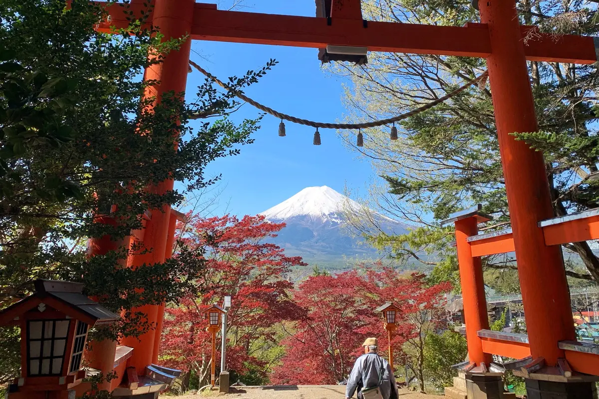 Gunung Fuji dari Prefektur Yamanashi