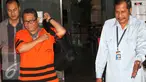 Mantan calon Bupati Lebak 2013-2018 Amir Hamzah ditahan, usai menjalani pemeriksaan di KPK, Jakarta, Selasa (18/8/2015). Amir ditahan karena diduga menyuap mantan Ketua MK Akil Mochtar Rp. 1 M dalam sengketa Pilkada Lebak 2013. (Liputan6.com/Helmi Afandi)