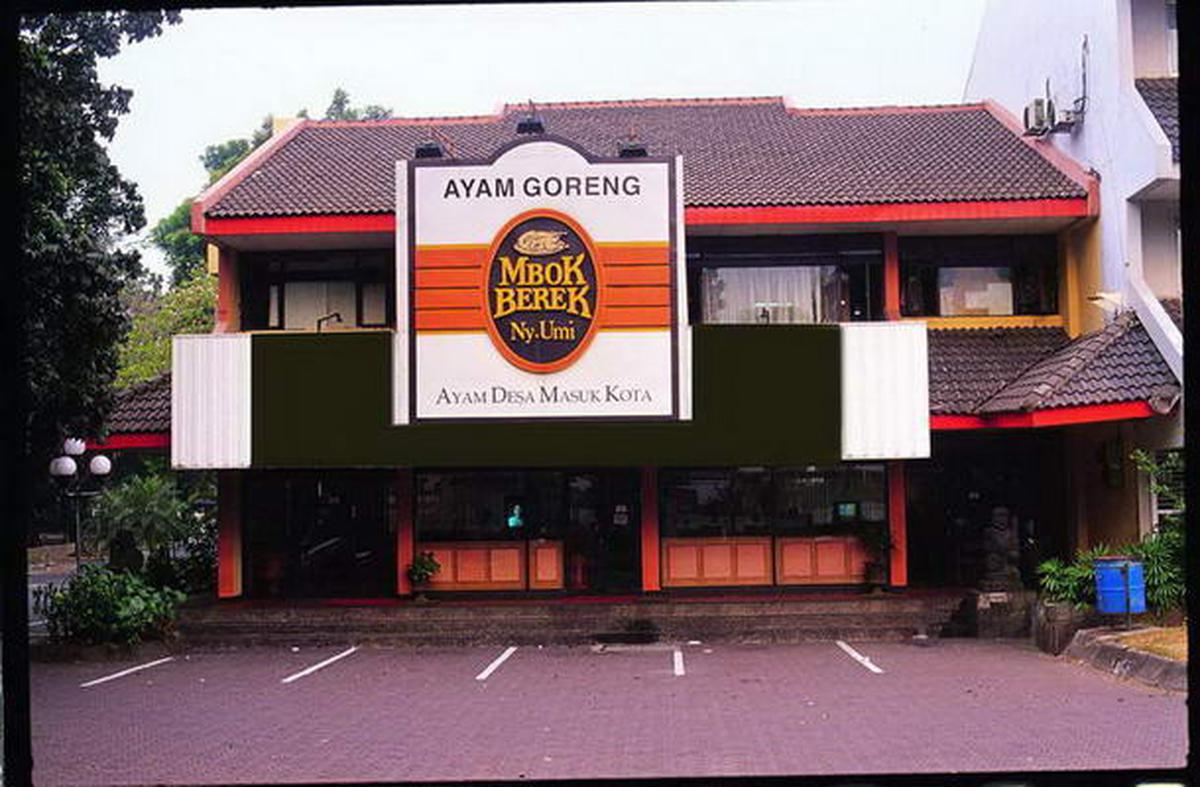Ayam Goreng Mbok Berek