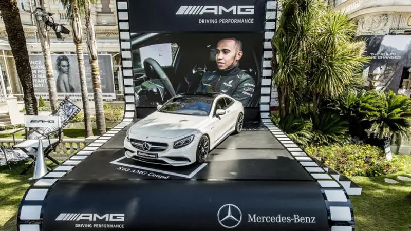 Mercedes S63 AMG Dilelang Pada Festival Film Cannes