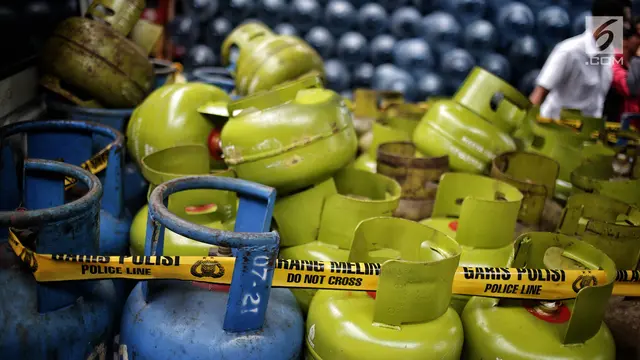 Polisi Bongkar Praktik LPG Oplosan di Cipayung