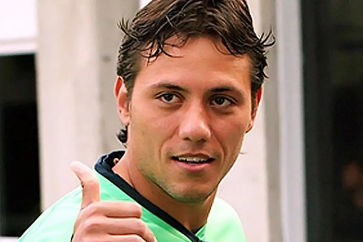 diego-alves-130922b.jpg