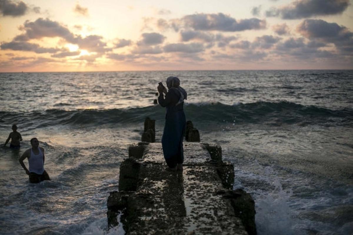 Idul Fitri, ribuan warga Palestina padati pantai-pantai di Israel