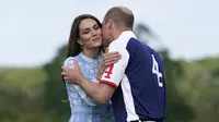 Pangeran William dan Kate Middleton. (Andrew Matthews/PA via AP)