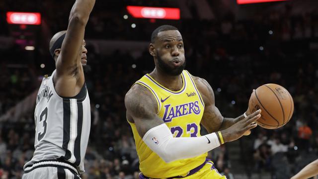 LeBron James gagal selamatkan Lakers dari kekalahan saat bertemu Spurs di lanjutan NBA