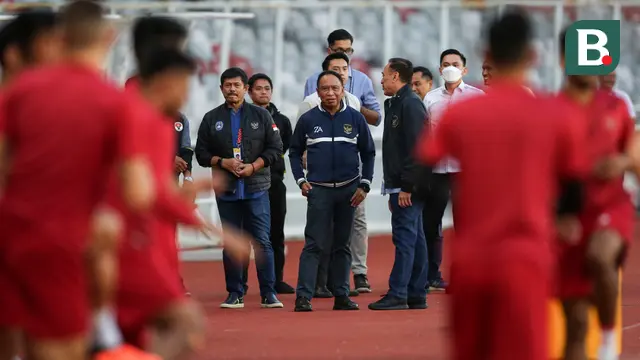 Official Training Timnas Indonesia Jelang Laga Semfinal Piala AFF 2022 Melawan Timnas Vietnam